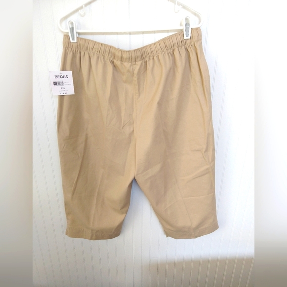Bealls capris. NWT Drawstring waist. Size XL Petite. - Picture 2 of 4
